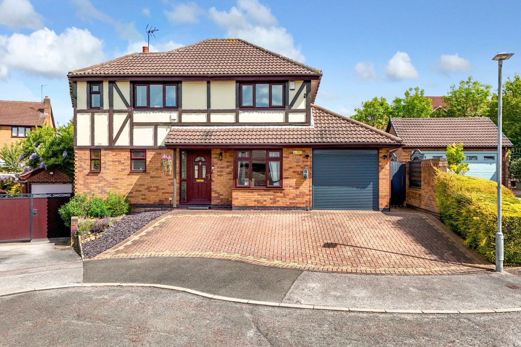 Property photo 1 of 22