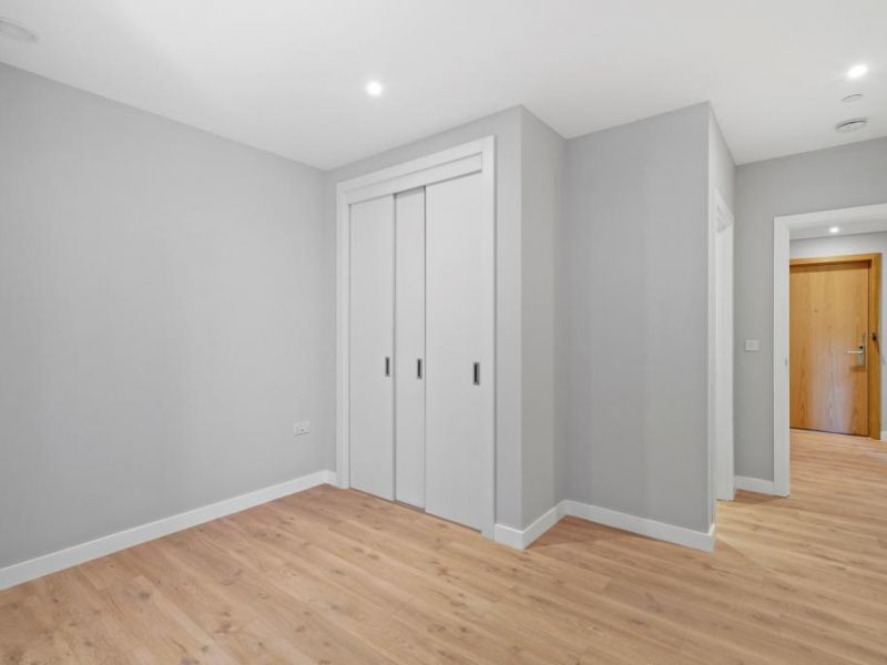 Property photo 3 of 44