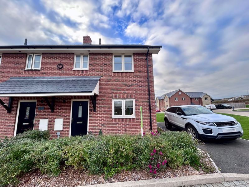 Property photo 1 of 12 Photo 11