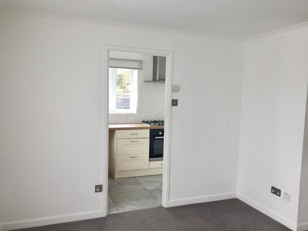 Property photo 3 of 9 Image