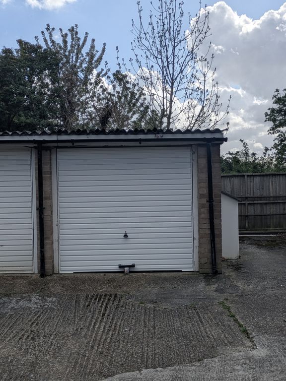 Property photo 3 of 9 Gallery