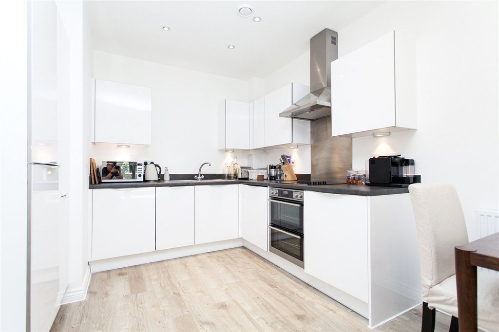 Property photo 2 of 15 Picture No. 05