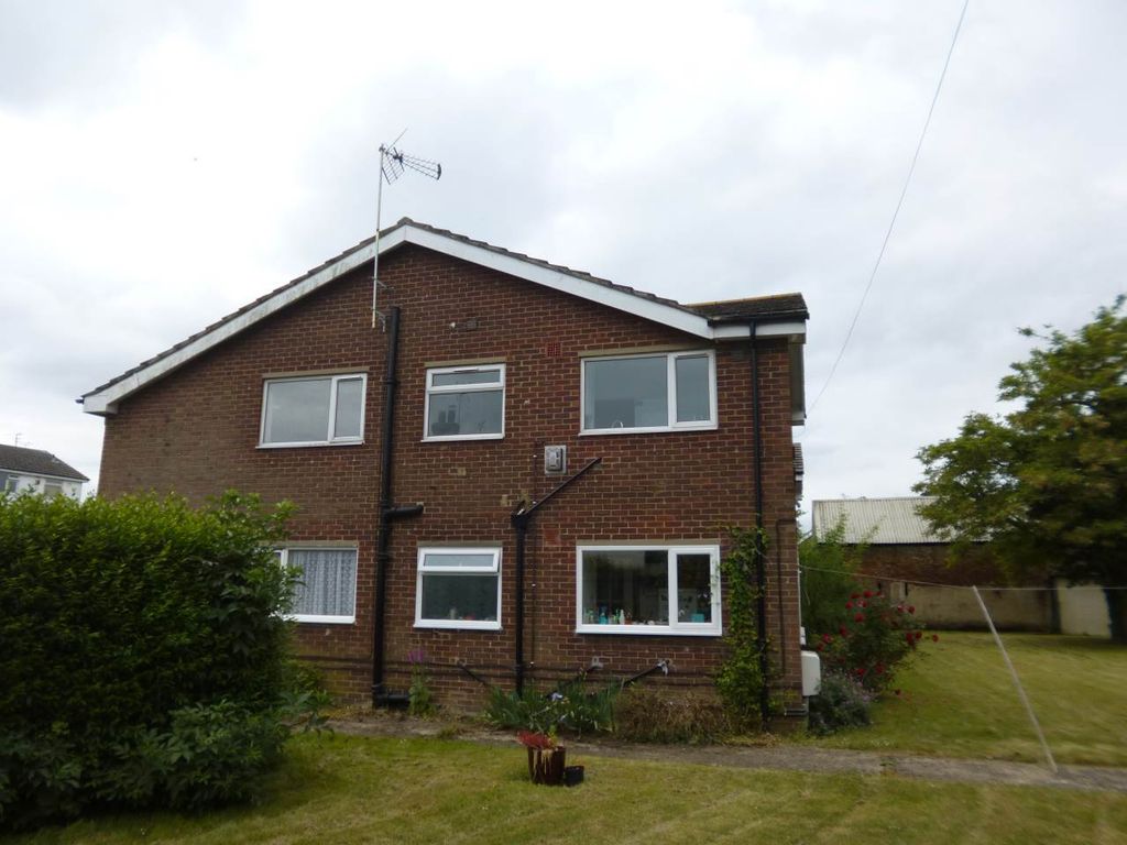 Property photo 2 of 7 Side View