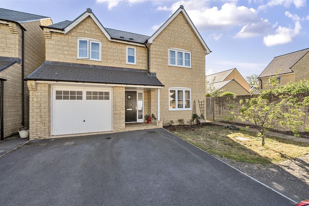 Property photo 1 of 20 1-681A3A14B9795-1283655-Arw-1.Jpg