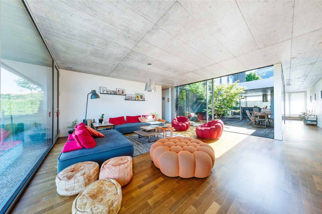 Property photo 3 of 4