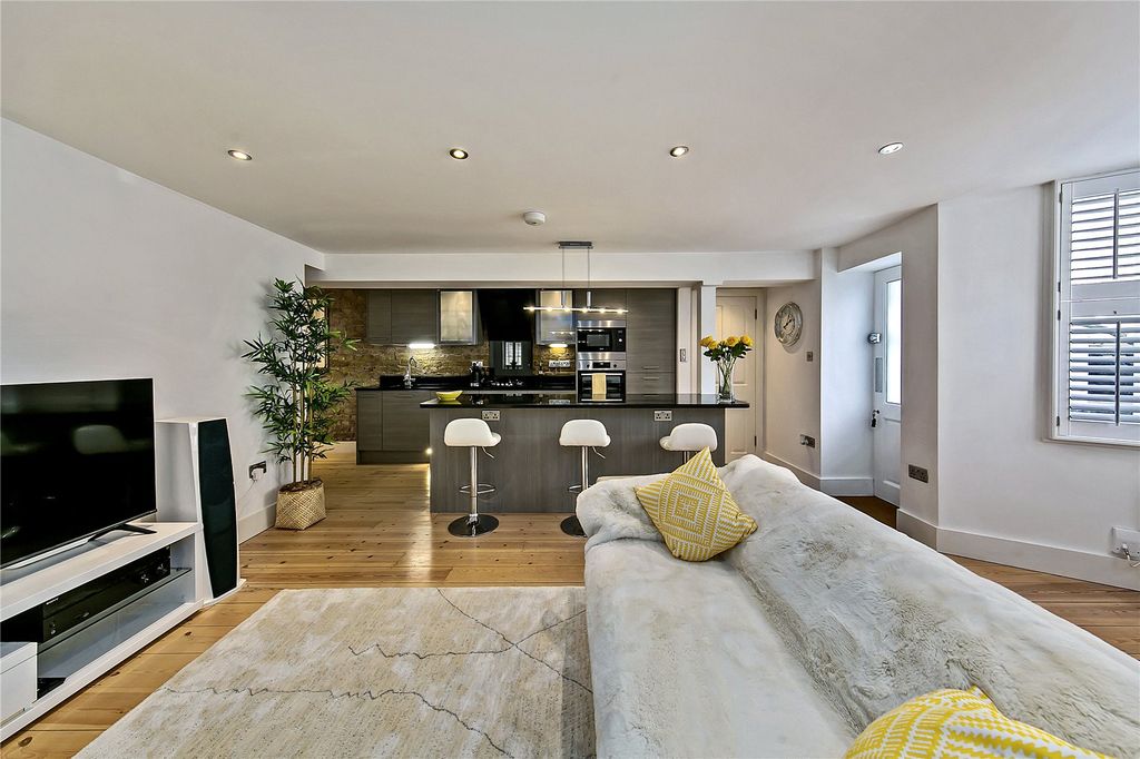 Property photo 1 of 13 Picture No. 05