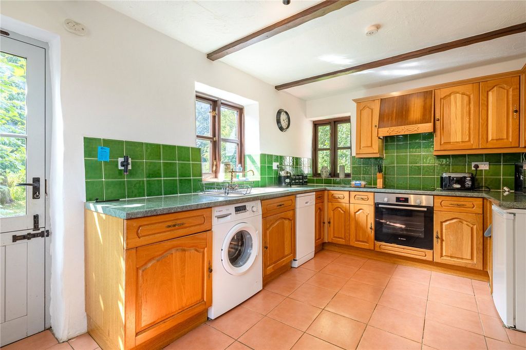 Property photo 2 of 19 Picture No. 04