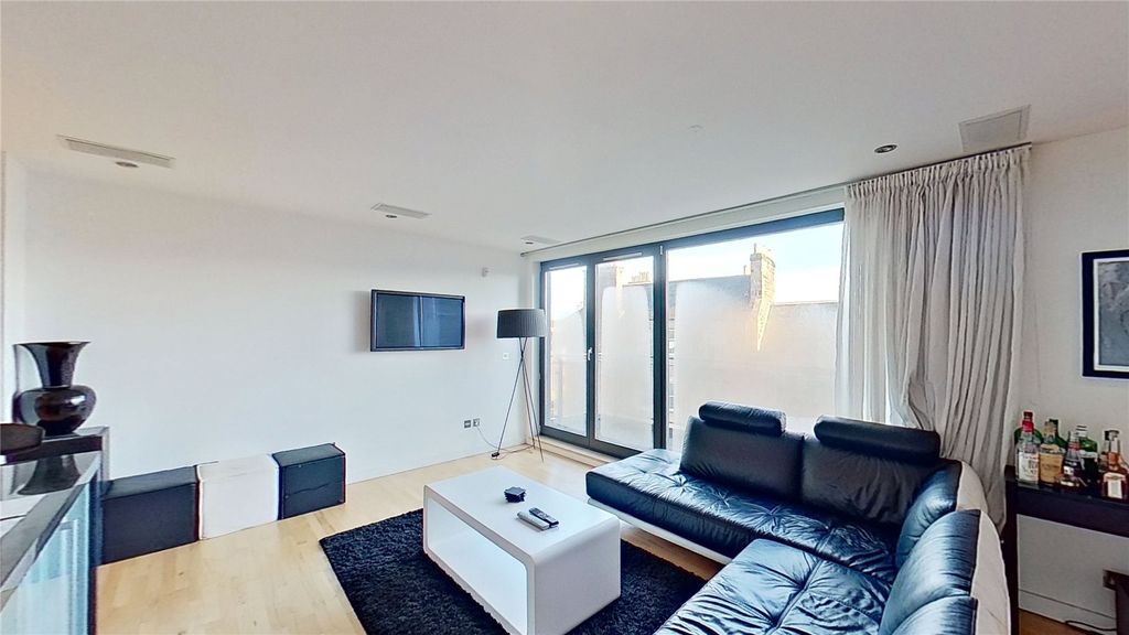 Property photo 2 of 24 Photo 2