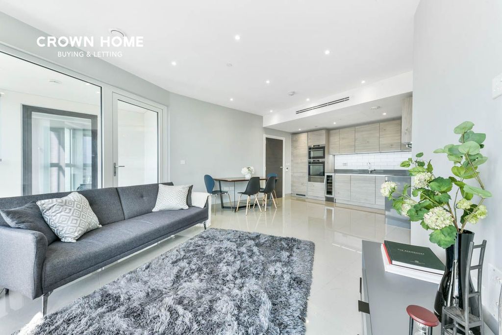 Property photo 3 of 19