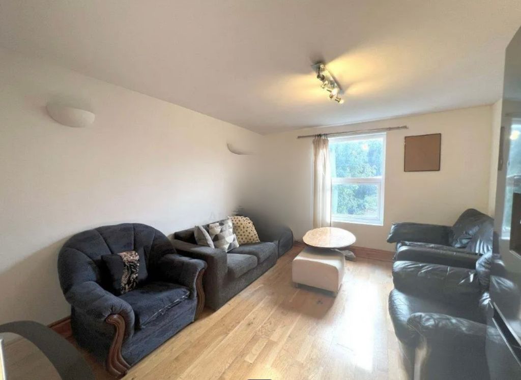 Property photo 3 of 5 Img_0835