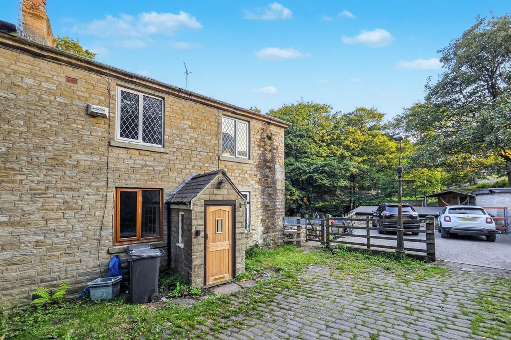Property photo 2 of 23 Greengate Cottage, Manchester Road, Accrington, Lancashire, Bb5 2Ru