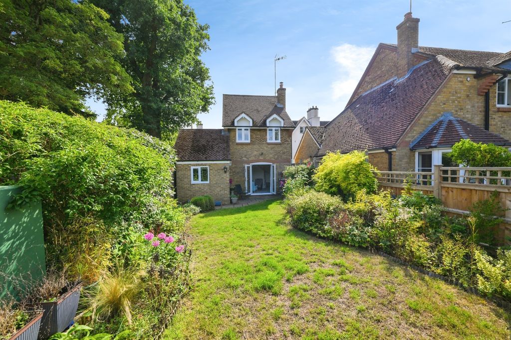 Property photo 2 of 16
