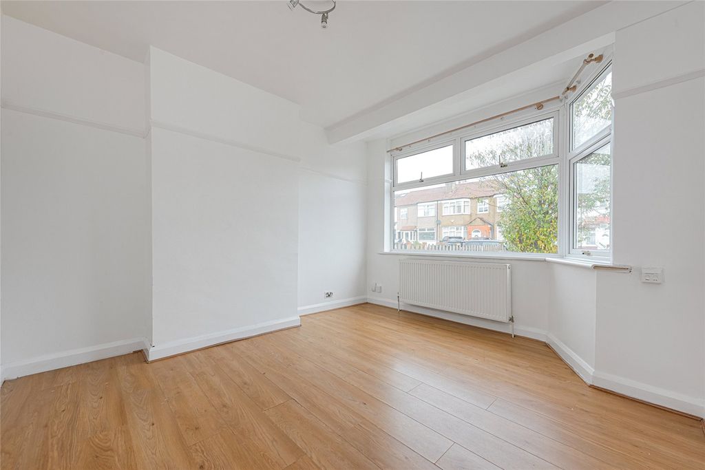 Property photo 1 of 8 Picture No. 03