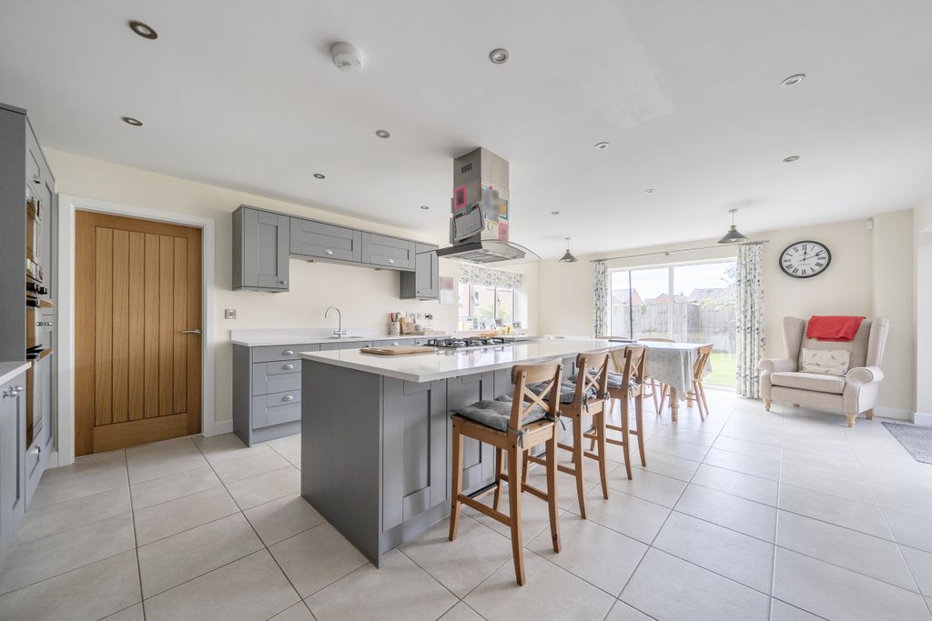 Property photo 2 of 23 1473538-18-6A2F087c400c5