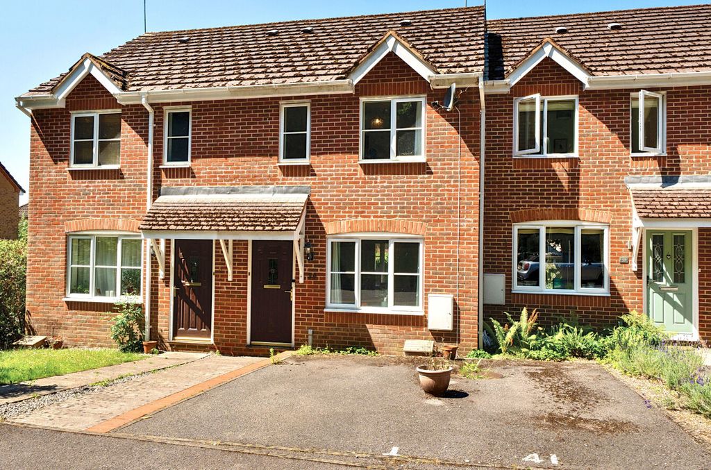 Property photo 1 of 12 16-1312783-16-685...