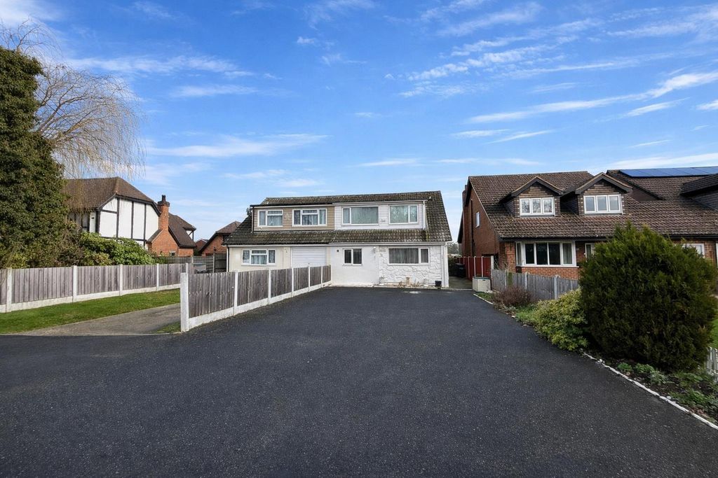 Property photo 1 of 22 Fda6d56d-1171-4c21-9136-5d955Aa7656F.Png