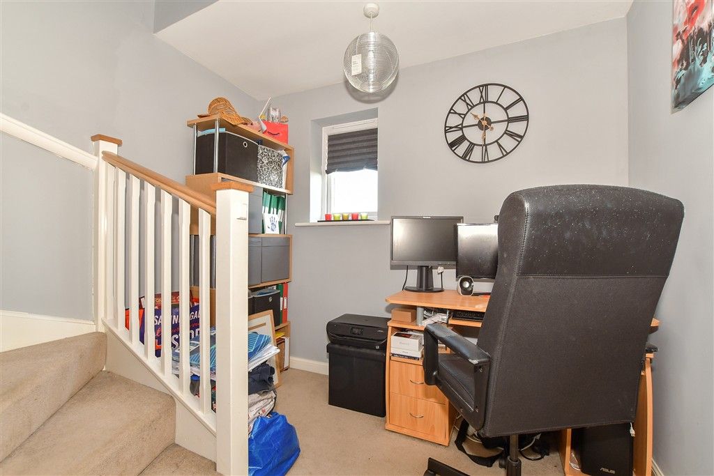 Property photo 3 of 12 Study