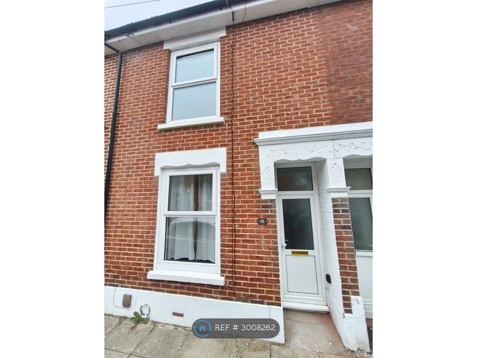 Property photo 2 of 21