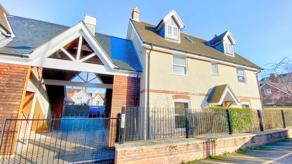 Property photo 1 of 13