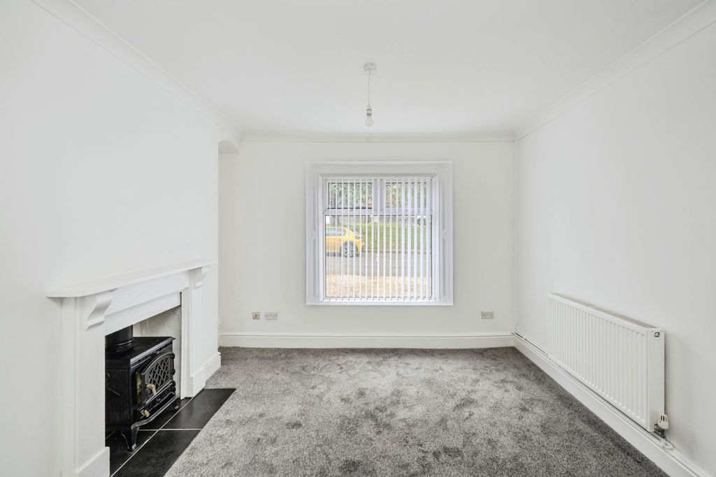 Property photo 3 of 20 Pbox-Img.Jpg