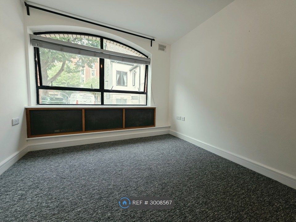 Property photo 2 of 7 Bedroom 2