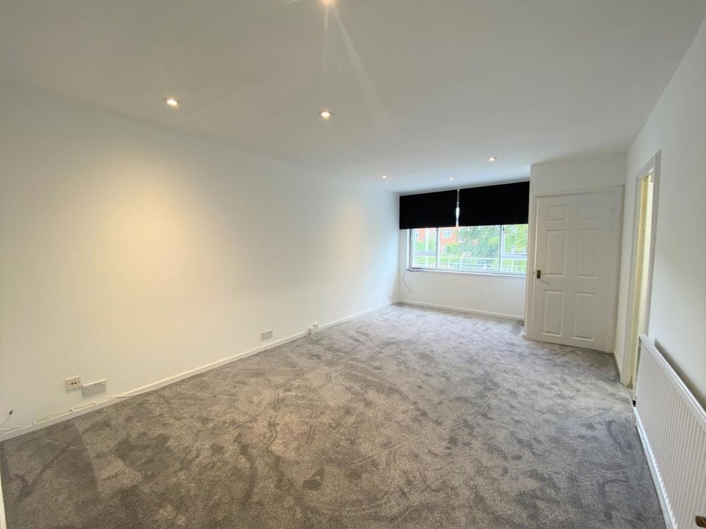 Property photo 2 of 9 Thumbnail_Img_1962Min.Jpg