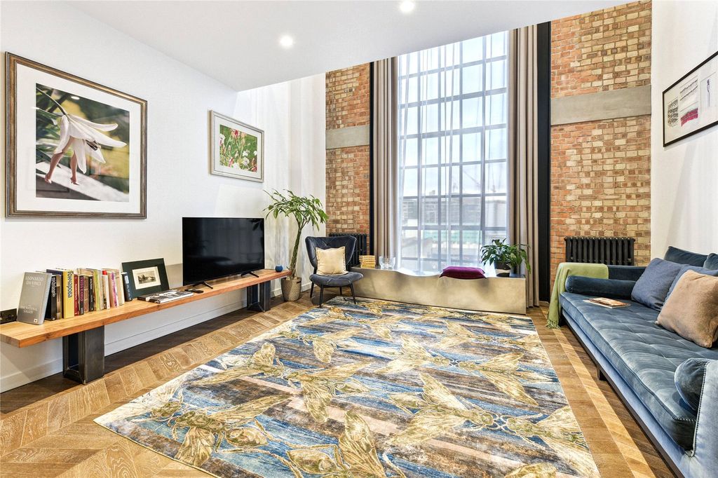 Property photo 2 of 12 Picture No. 43