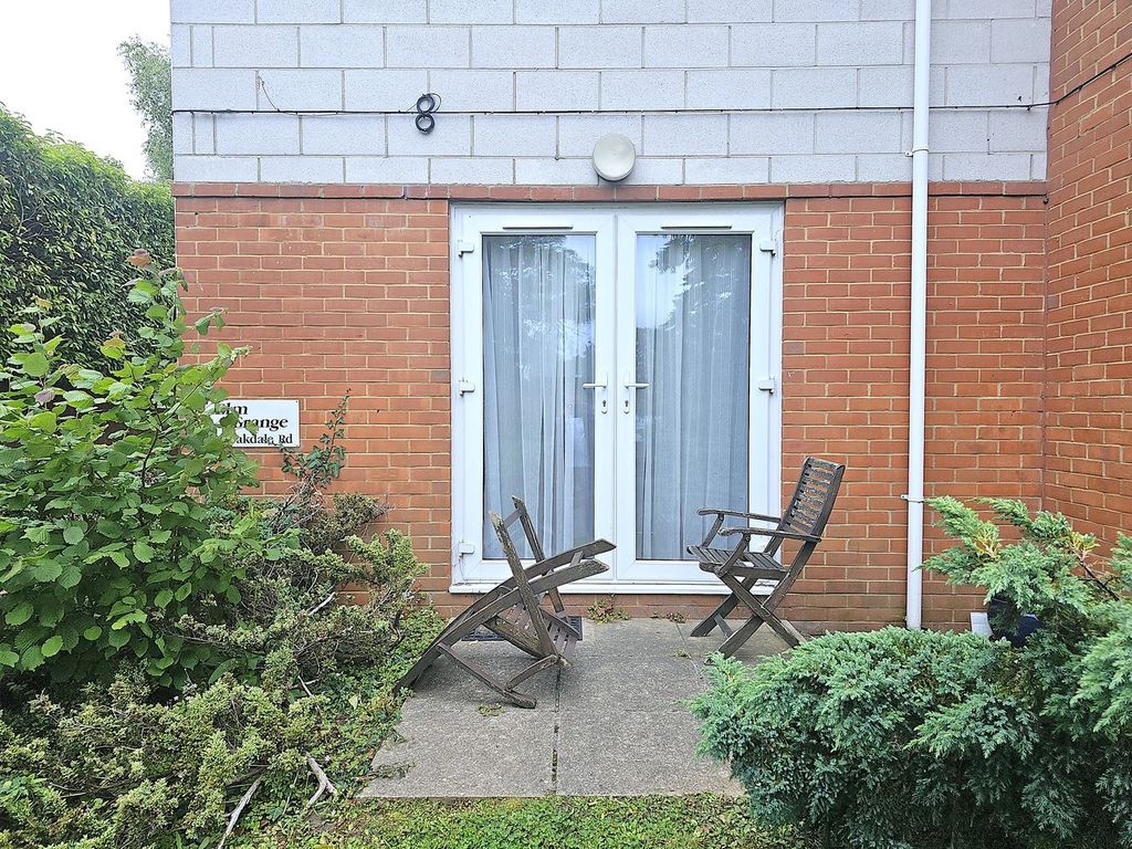 Property photo 2 of 12