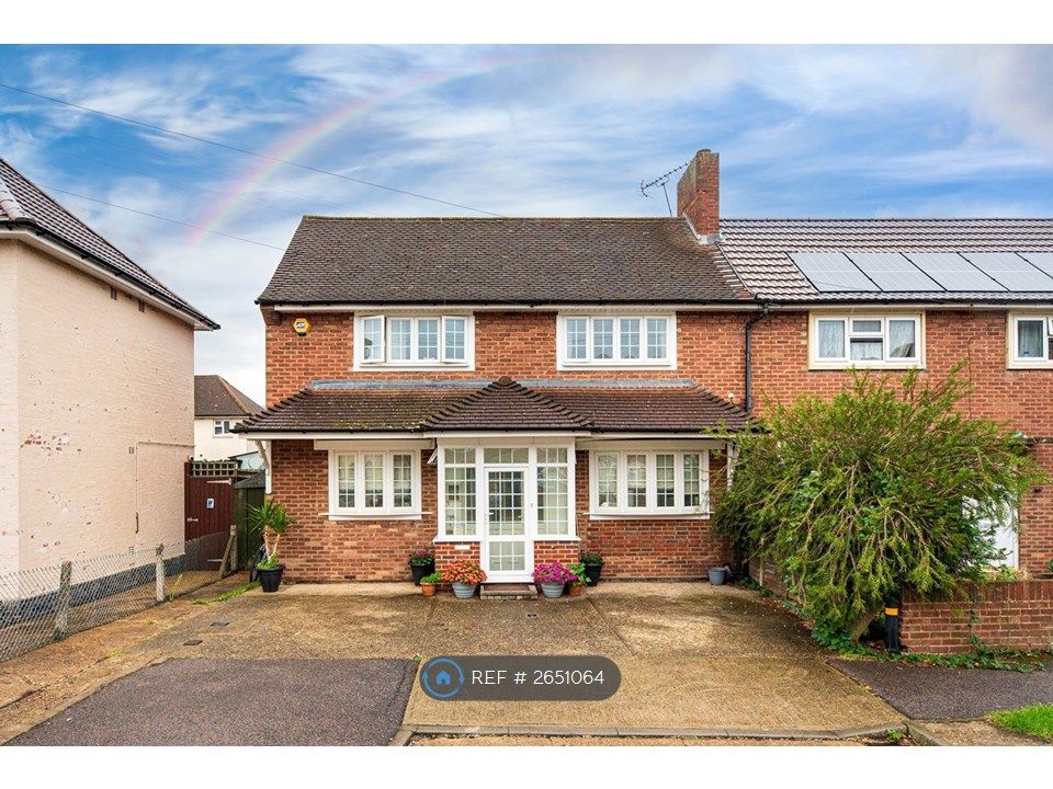 Property photo 3 of 20 Frontage