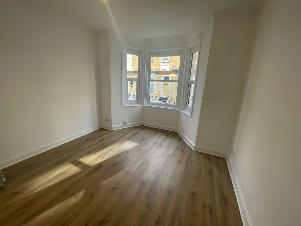Property photo 3 of 7