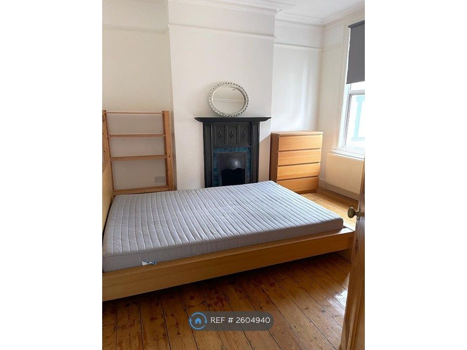 Property photo 3 of 4