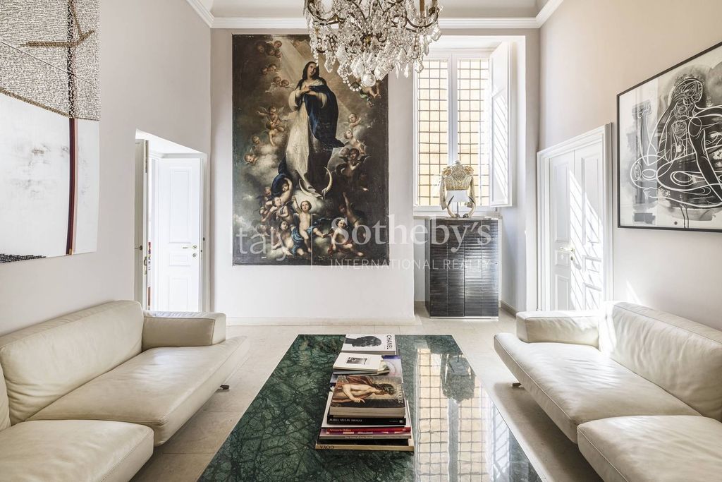 Property photo 2 of 25