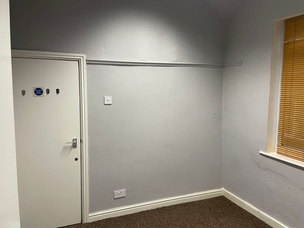 Property photo 3 of 3