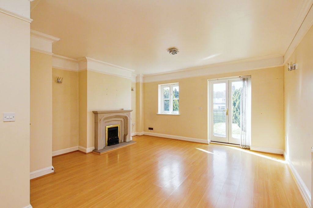 Property photo 3 of 18 Photography