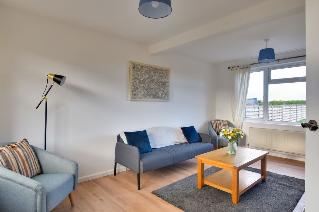 Property photo 3 of 30 Dsc_0010-Dsc_0012