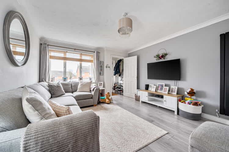 Property photo 2 of 19