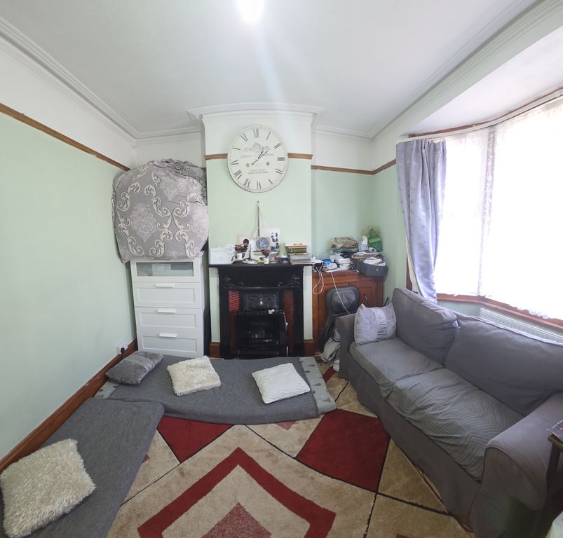 Property photo 2 of 11 Gallery