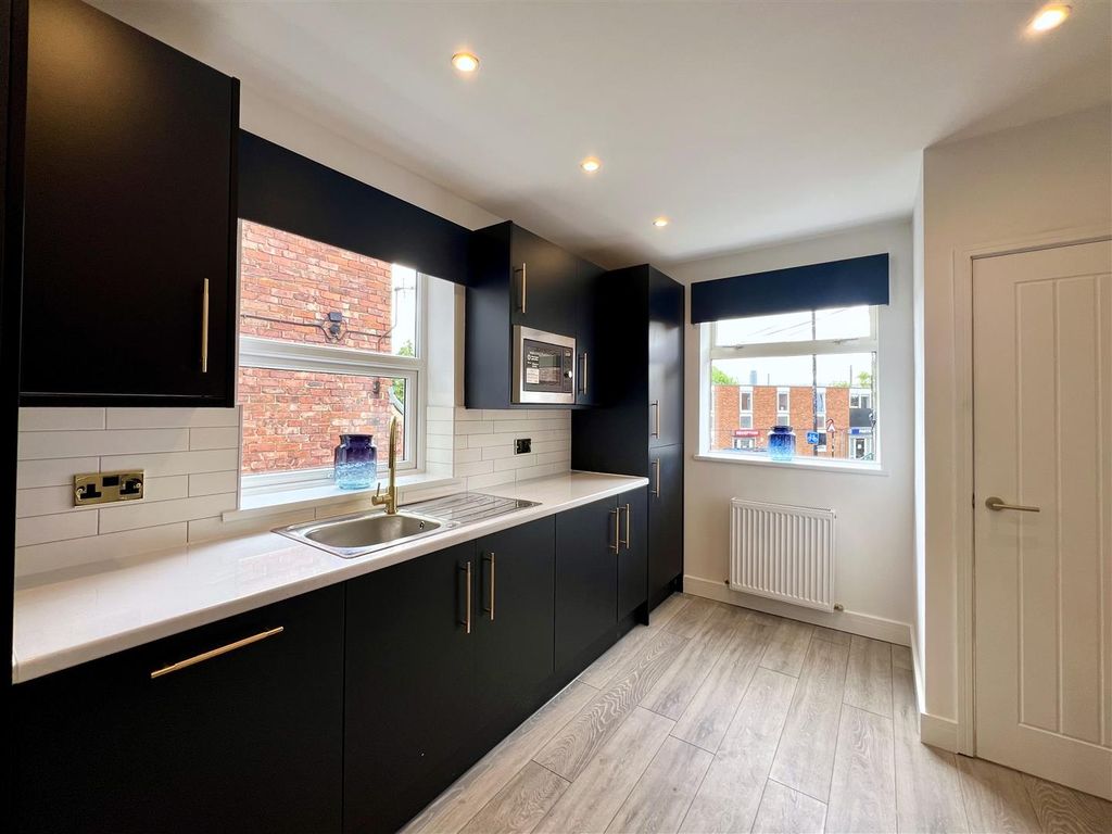 Property photo 2 of 10 Img_3682.Jpg