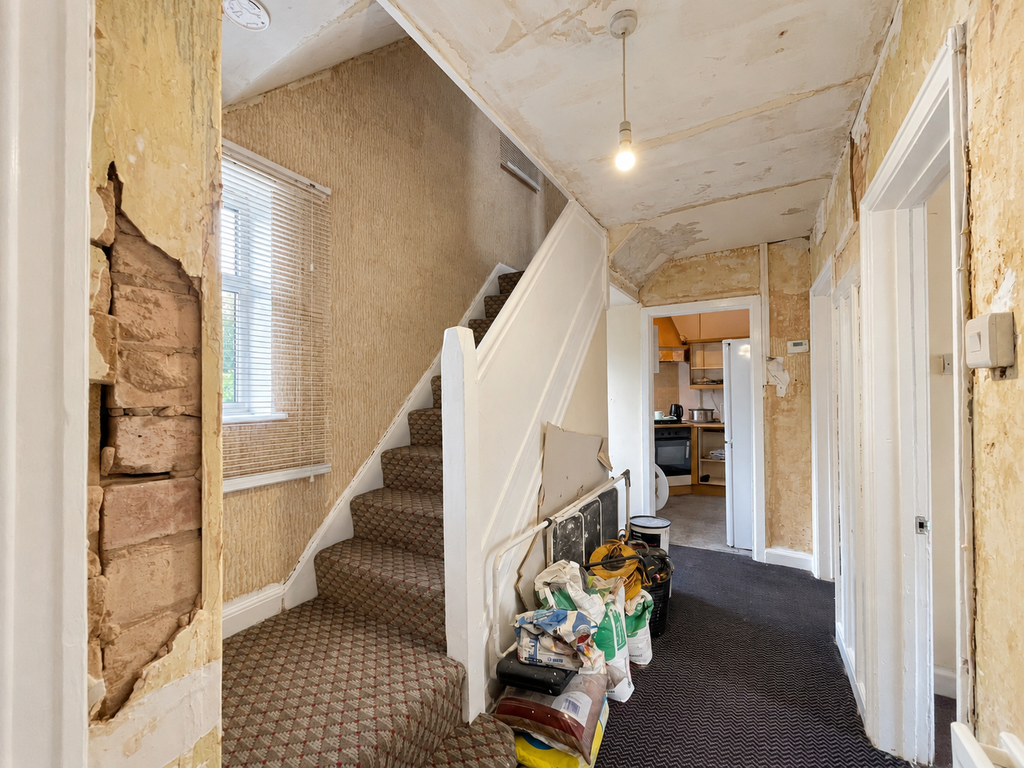Property photo 2 of 12 Entrance Hallway