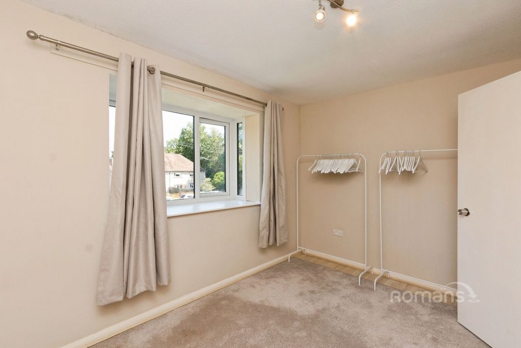 Property photo 3 of 10 Pbox-Img.Jpg