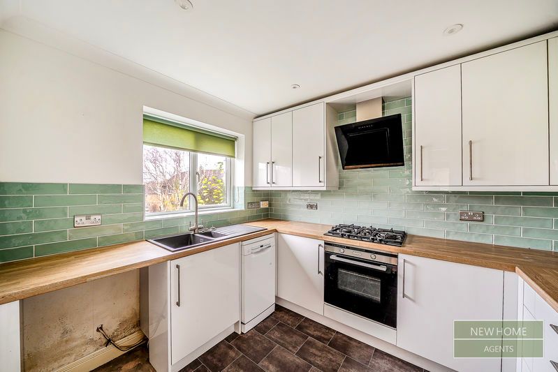 Property photo 2 of 17 Photo 9