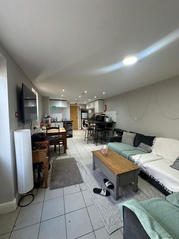 Property photo 3 of 3 9619828.Jpg