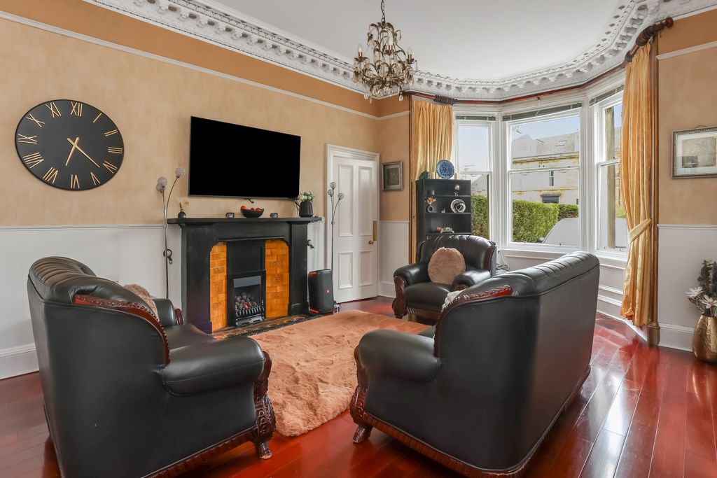 Property photo 3 of 33 Property Image 3