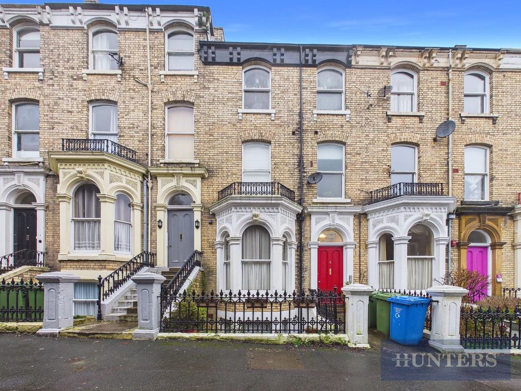 Property photo 1 of 12 Cam05316G0-Pr0323-Still014.Jpg