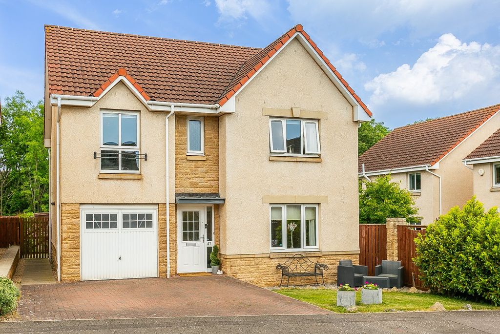 Property photo 1 of 31