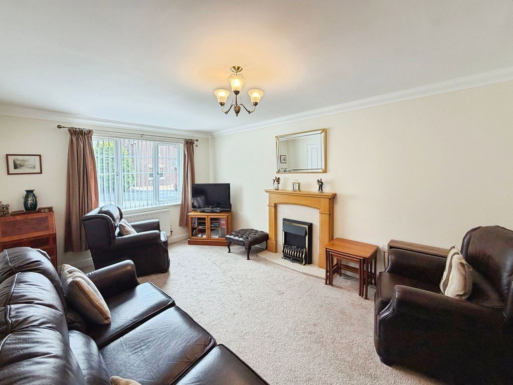 Property photo 3 of 26