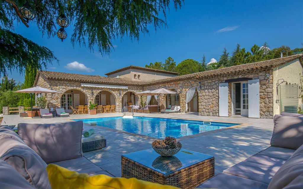 Property photo 1 of 24