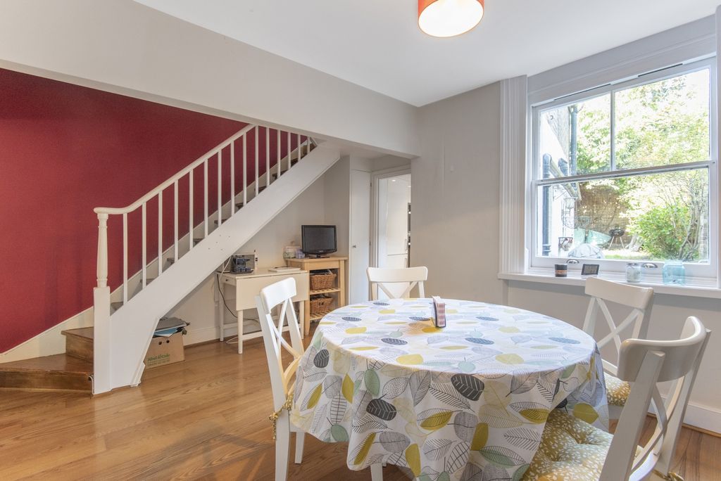 Property photo 3 of 10 462330 (3)
