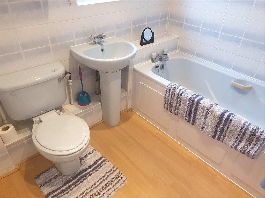 Property photo 3 of 5