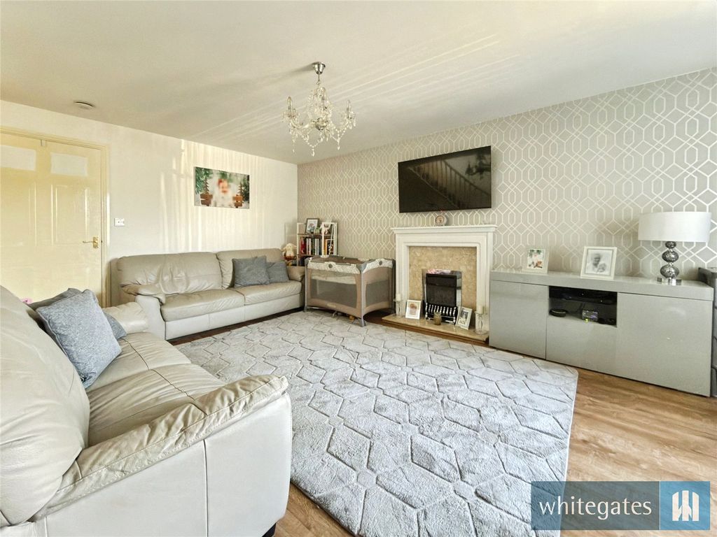 Property photo 3 of 17 Picture No. 01